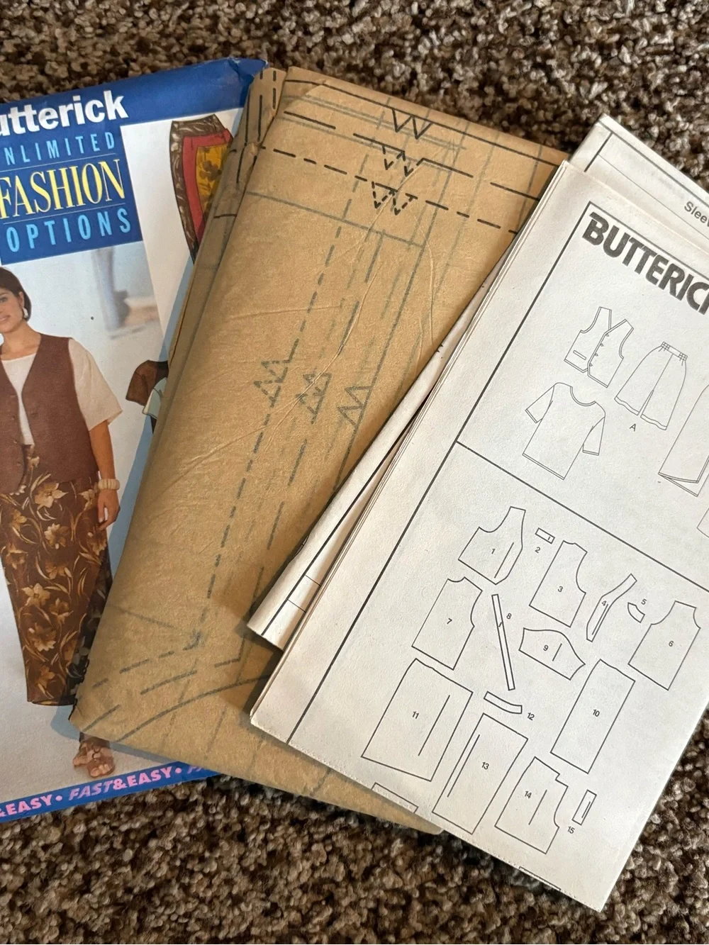 Butterick Pattern 5557 for Misses’ Complete Outfits